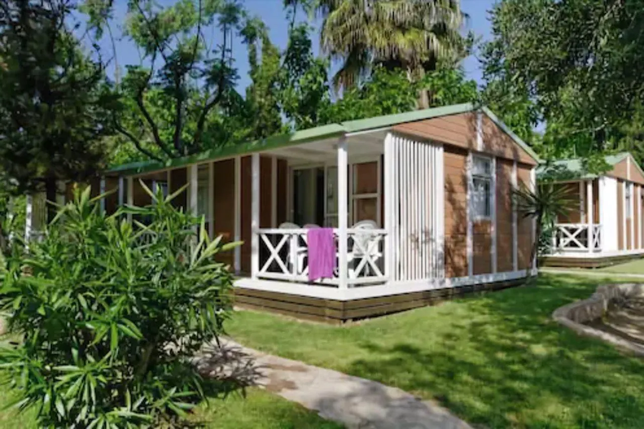 Camping & Resort La Torre Del Sol Miami Playa