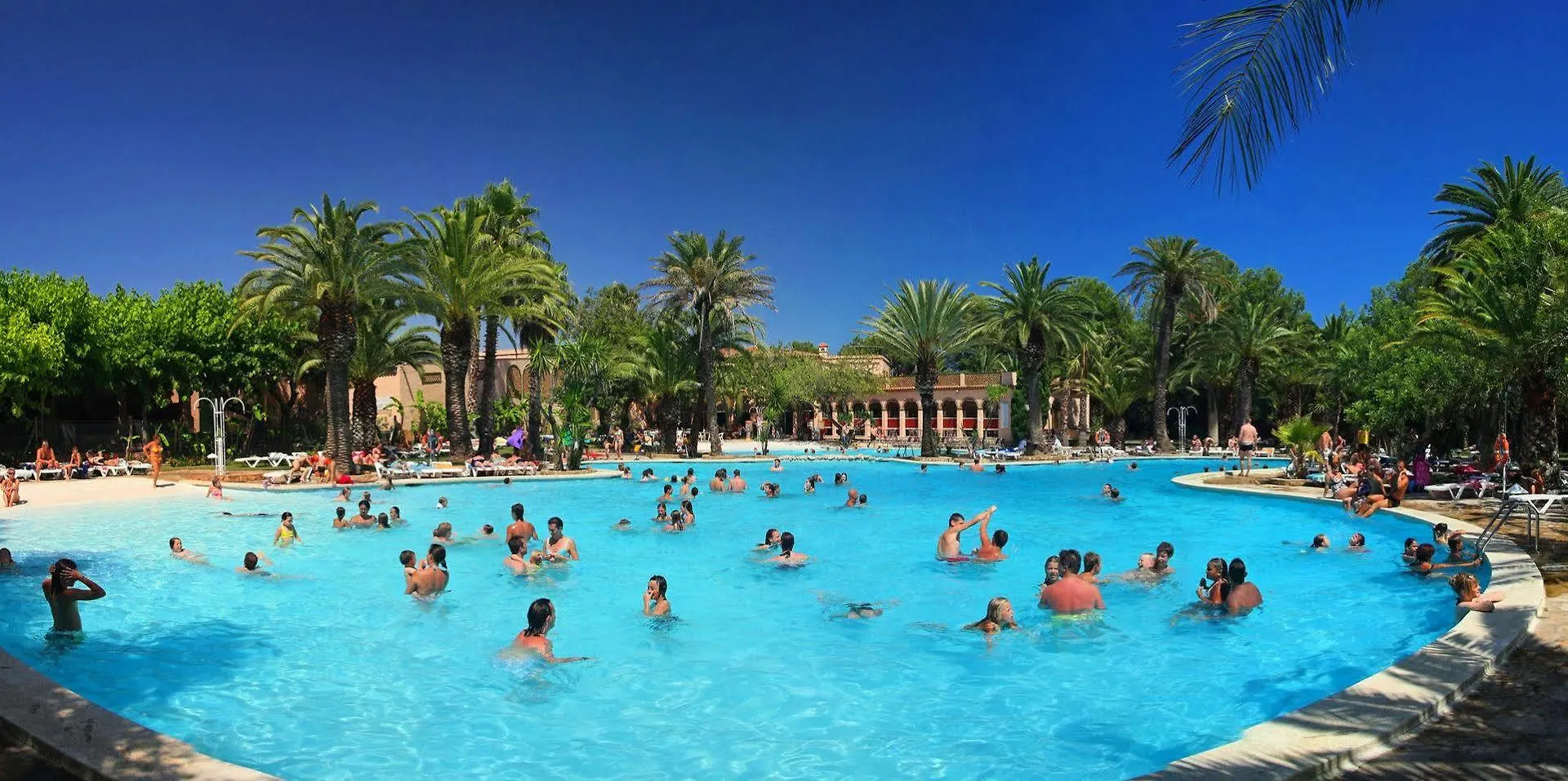Camping & Resort La Torre Del Sol Miami Playa